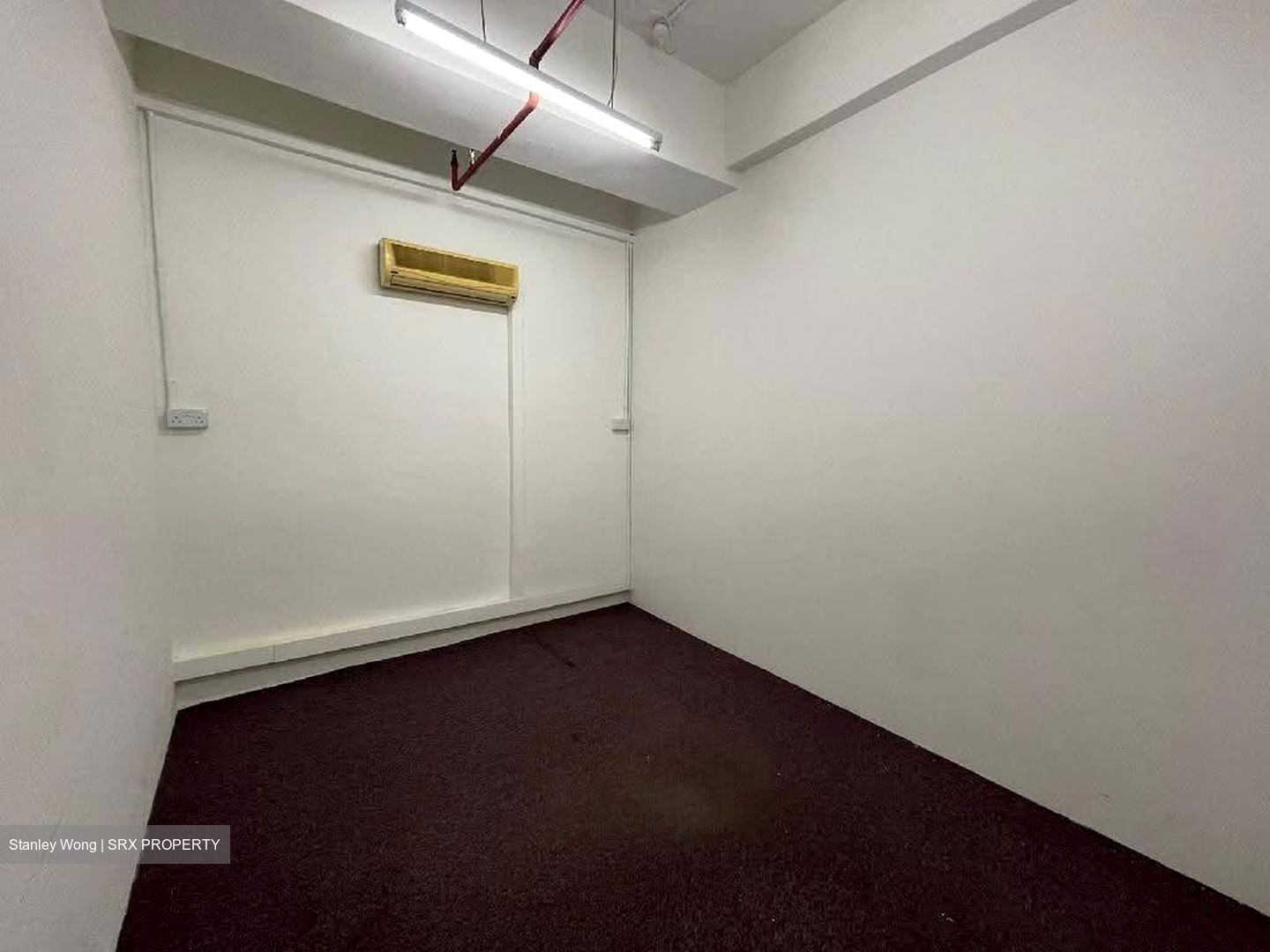 Chancerlodge Complex (D14), Office #625898621